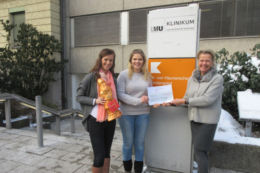 Joki-Kindergarten Mitarbeiterinnen und Frau Borgolte