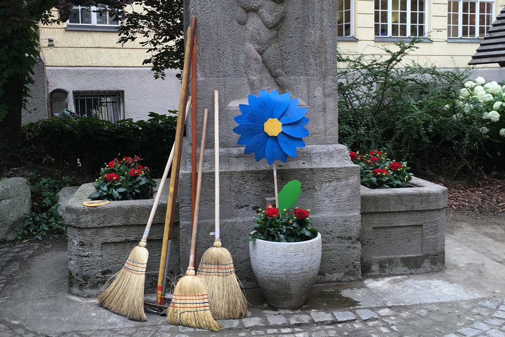 aufgeräumter Spielplatz